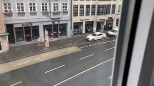 Беженцы в Германии. Как селят беженцев с Животными из Украины ? Временный хостел с питанием !