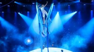 Воздушные гимнасты на полотнах "Duo Fly Me"