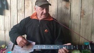 Самодельная балалайка