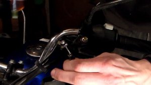 Как смазать трос сцепления на мотоцикле YAMAHA YBR 125