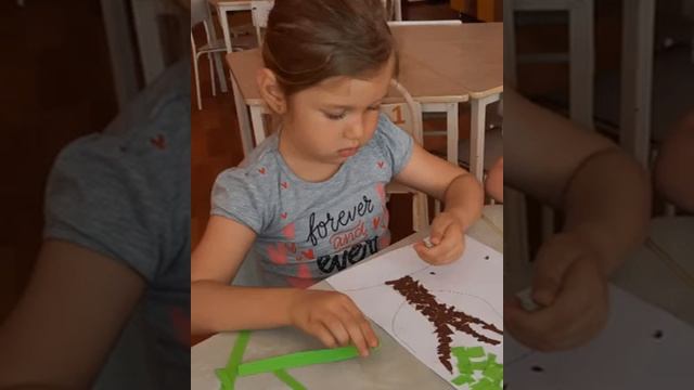 Обрывная аппликация "Летний денёк". Средняя группа. Воспитатель Скирдина Екатерина Ивановна. смотреть онлайн