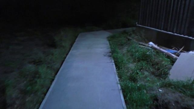 Светодиодное освещение двора и дорожки. смотреть онлайн