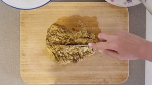 Баклажанная икра из баклажанов запечённых на гриле. Grilled eggplant spread.