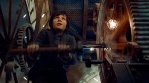 Как происходит завод вселенских часов.