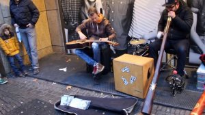 МОЩНЫЙ ДАБСТЕП НА ДИДЖЕРИДУ ► Удивительные Уличные Музыканты