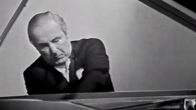 Yakov Flier plays Beethoven Piano Sonata no. 17, op. 31 no. 2 - video 1974 смотреть онлайн