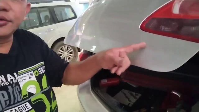 i Repair the Back door of Chevrolet Cruze 2016 model. смотреть онлайн