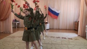 Ю. Антонов" Маки"