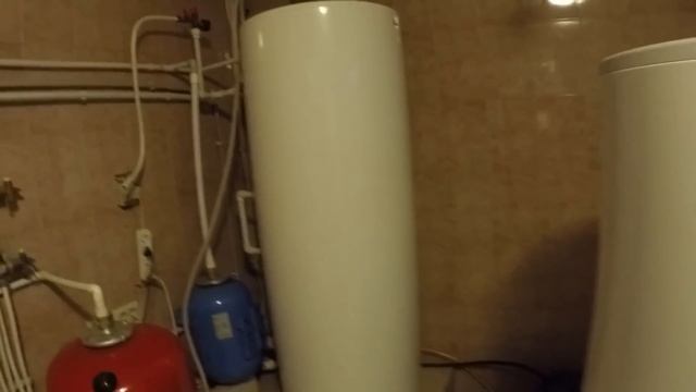 ??Сгнил 11-летний бойлер??Вскрытие-Монтаж бойлера горячей воды? смотреть онлайн