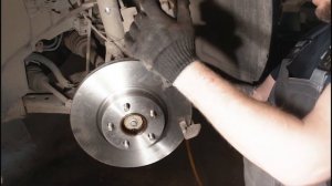 Замена передних тормозных колодок и дисков Ford Mondeo 4