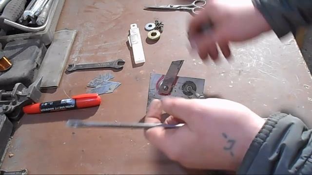 ✔Бутылкорез своими руками/Как сделать самый простой бутылкорез