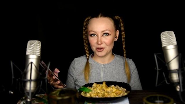ASMR Mukbang / Асмр Разговорный мукбанг /  Гречка с индейкой в сливочном соусе / Ответы на вопросы смотреть онлайн
