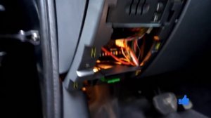 Peugeot 5008 cabin fuses and OBD2 port location