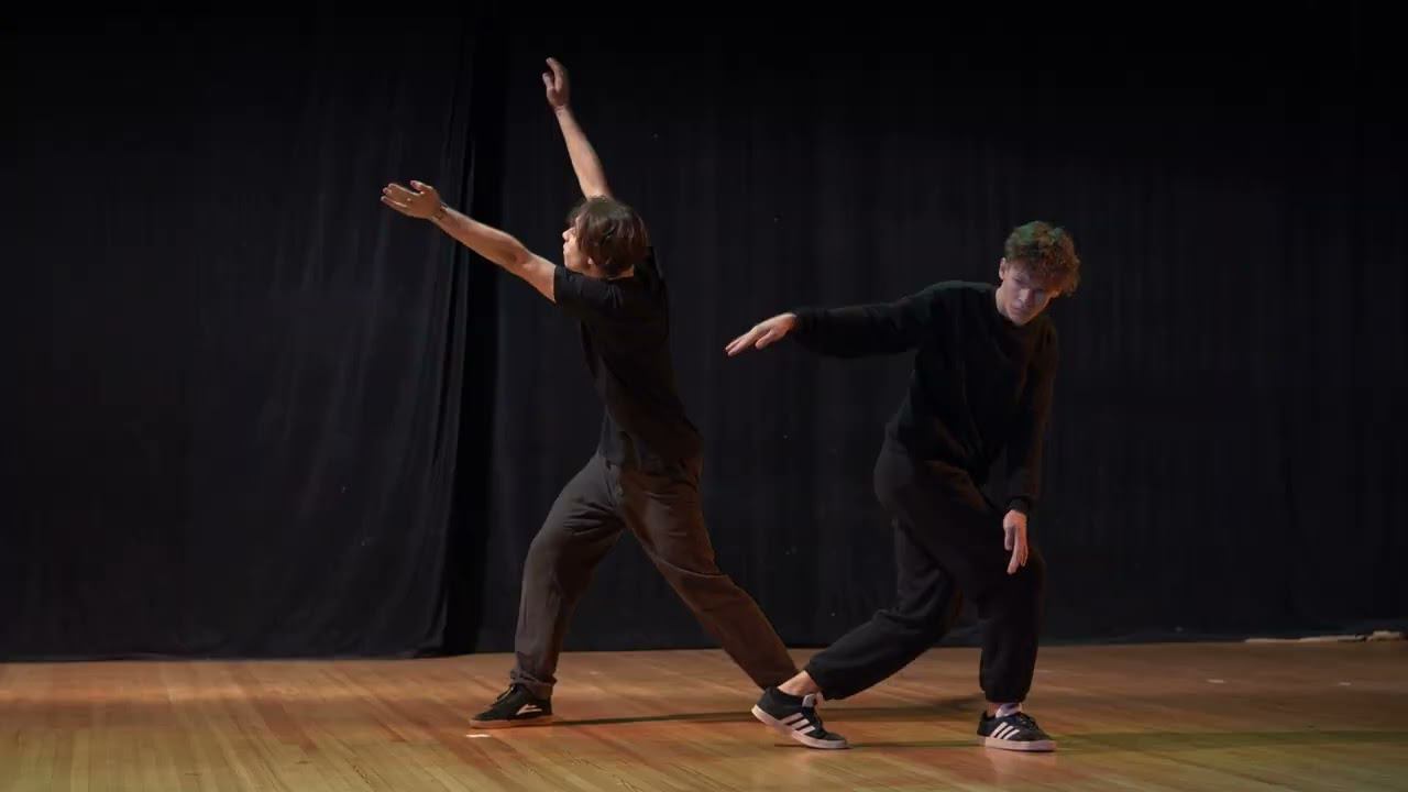 Дима + Тёма Новогодний концерт 2022 10pm смотреть онлайн