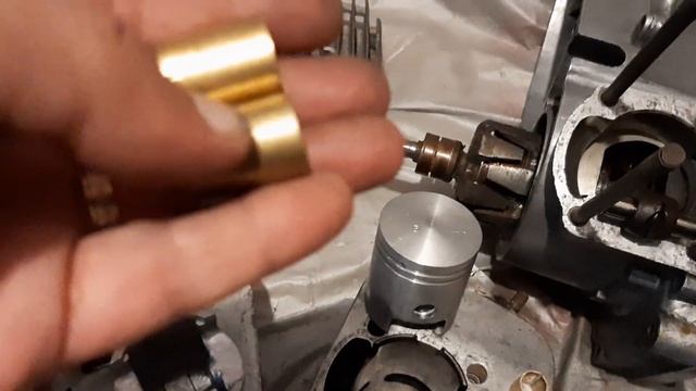 "Качество" новодельных поршней, или Перед сборкой обработать напильником. смотреть онлайн