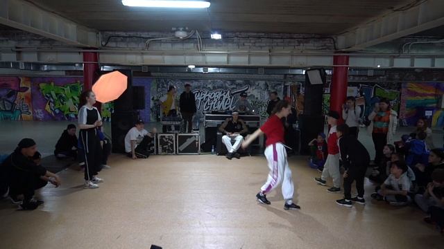 Парковка Стилей 2019 - Breaking 2x2 Junior - 1/16 Battle 4 смотреть онлайн