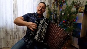 В этой деревне огни не погашены!