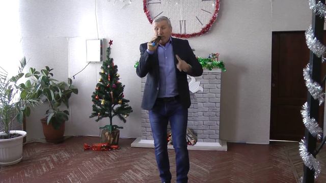 Владимир Комаров поёт песню Н. Баскова "Мне налей" смотреть онлайн