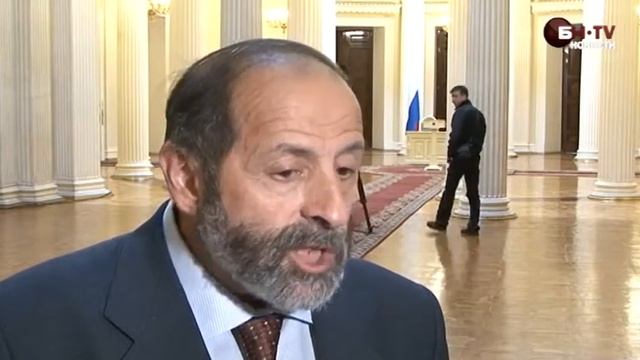 Реновацию центра хотят оставить без Марсова поля