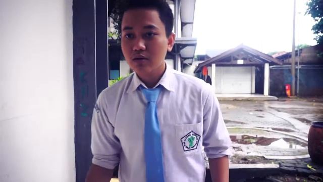 BUDI KURNIAWAN IKLAN TERBAIK 2 EDITING KREATIFITAS IDE CERITA KOMPOSISI GRAFIS смотреть онлайн