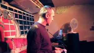 Ильдар ЮЖНЫЙ  - "Каким меня ты ядом напоила". муз.обработка И.Южный,сл.народные.