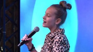 Полина Кузьмина 10лет / кавер Мама, папа... А-Студио