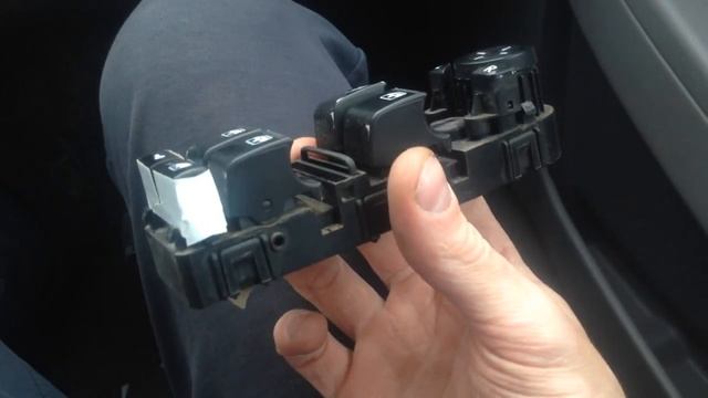 Гремят кнопки управления стеклоподъемниками на приоре смотреть онлайн