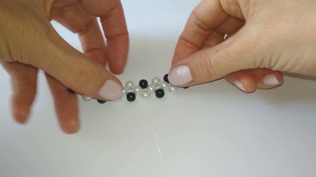 Jewelry. Tutorial. Украшения из бусин и биконусов. Мастер-класс