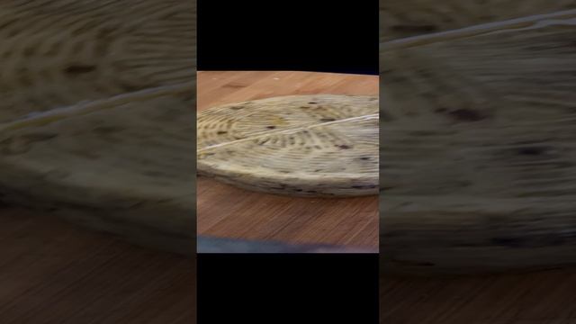 Распаковка сыра Канестрато с фисташкой