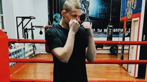 1️⃣ Урок / Боевая стойка боксёра