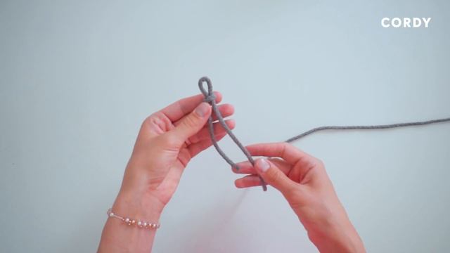 Первая петля, цепочка из воздушных петель. Вязание крючком из шнура CORDY Корди смотреть онлайн