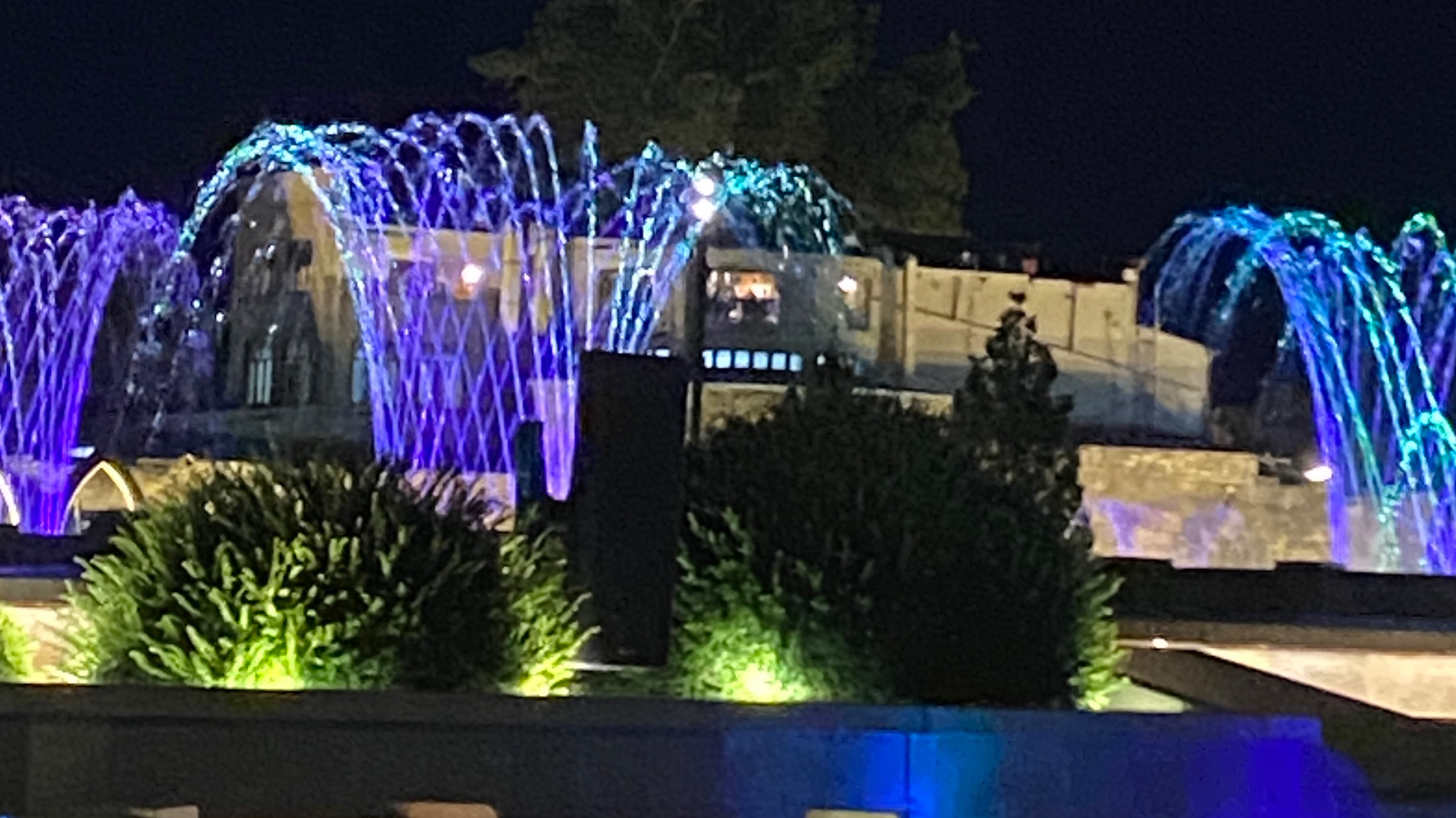 Дербент. Светомузыкальный фонтан. Парк имени Низами Ганджеви смотреть онлайн