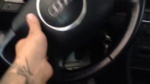 Audi A4 B6 Airbag removal , steering wheel removal