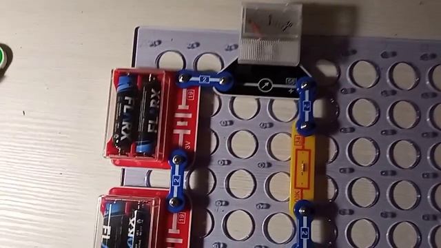 Влияние напряжения на силу тока смотреть онлайн