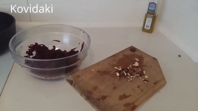 Салат из вареной свеклы и грибы шампиньоны
