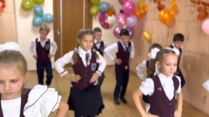 Танец «Часики»