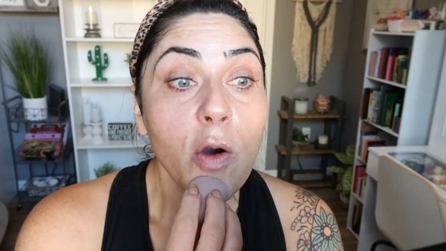 IS IT A DUPE?? ELF COSMETICS HALO GLOW VS CHARLOTTE TILBURY FLAWLESS FILTER - WHICH IS BETTER? смотреть онлайн