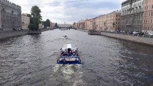 Санкт-Петербург летом. Небольшая экскурсия по рекам и каналам Северной столицы