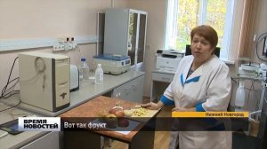 Специалисты Роспотребнадзора проверяют фрукты и овощи в торговых точках города