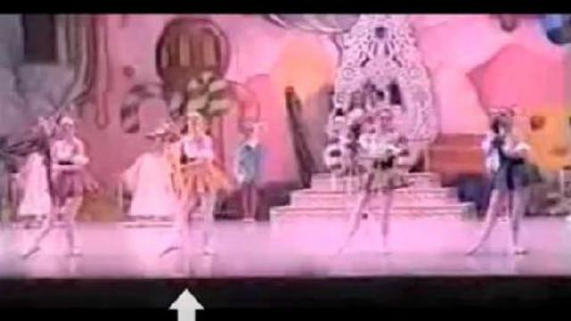 Падение балерины!