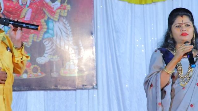 मनोज जरांगे पाटील. यांच्यावर कोमलताई नी गायलं सुंदर गीत Komal patole officel..??? смотреть онлайн