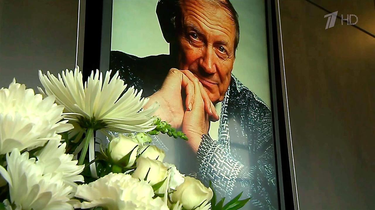С поэтом Евгением Евтушенко простились в американской Талсе, где он проработал четверть века