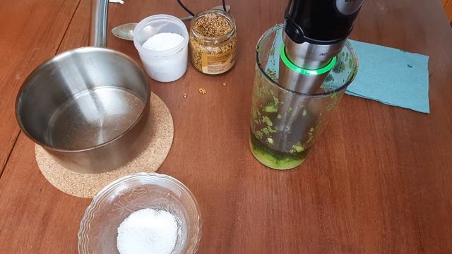 Домашний майонез. Майонез из зелёного лука. Очень ароматный домашний майонез смотреть онлайн