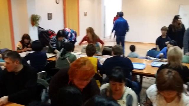 Лепим пельмени! Семья "Благодать" смотреть онлайн