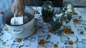 Солёные огурцы с листьями хрена на зиму!!!