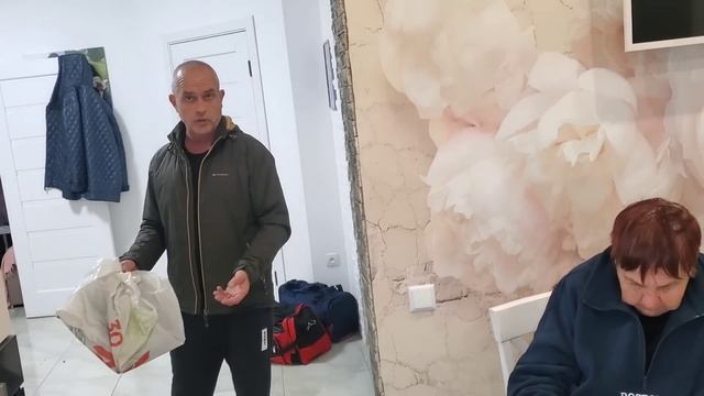 Вернулись Домой ! Мама Не Может Прийти в Себя смотреть онлайн