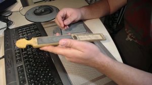 Точильный камень для бритв / Tam O'Shanter razor hone