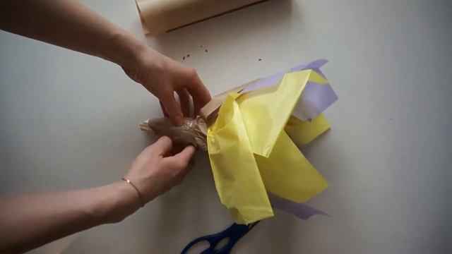 Упаковка букета. Тишью и крафт смотреть онлайн
