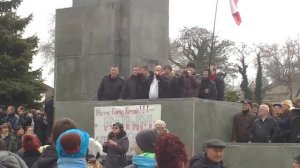 поднятие флага России 1 марта 2014 года КЕРЧЬ КРЫМ!! (флаги РОССИИ и города Керчь)