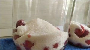 Вкусный компот из клубники